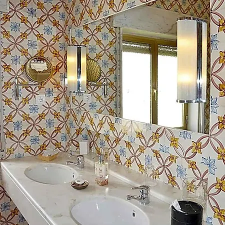 Casa Tres Palmeiras Bed & Breakfast