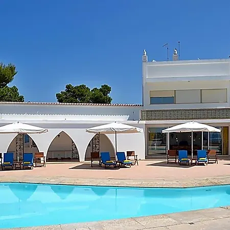 Casa Tres Palmeiras Bed & Breakfast 3*